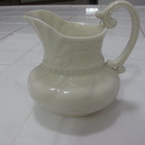 Vintage Lenox Creamer Ivory Colonial Collection Made in USA Early 1990`s